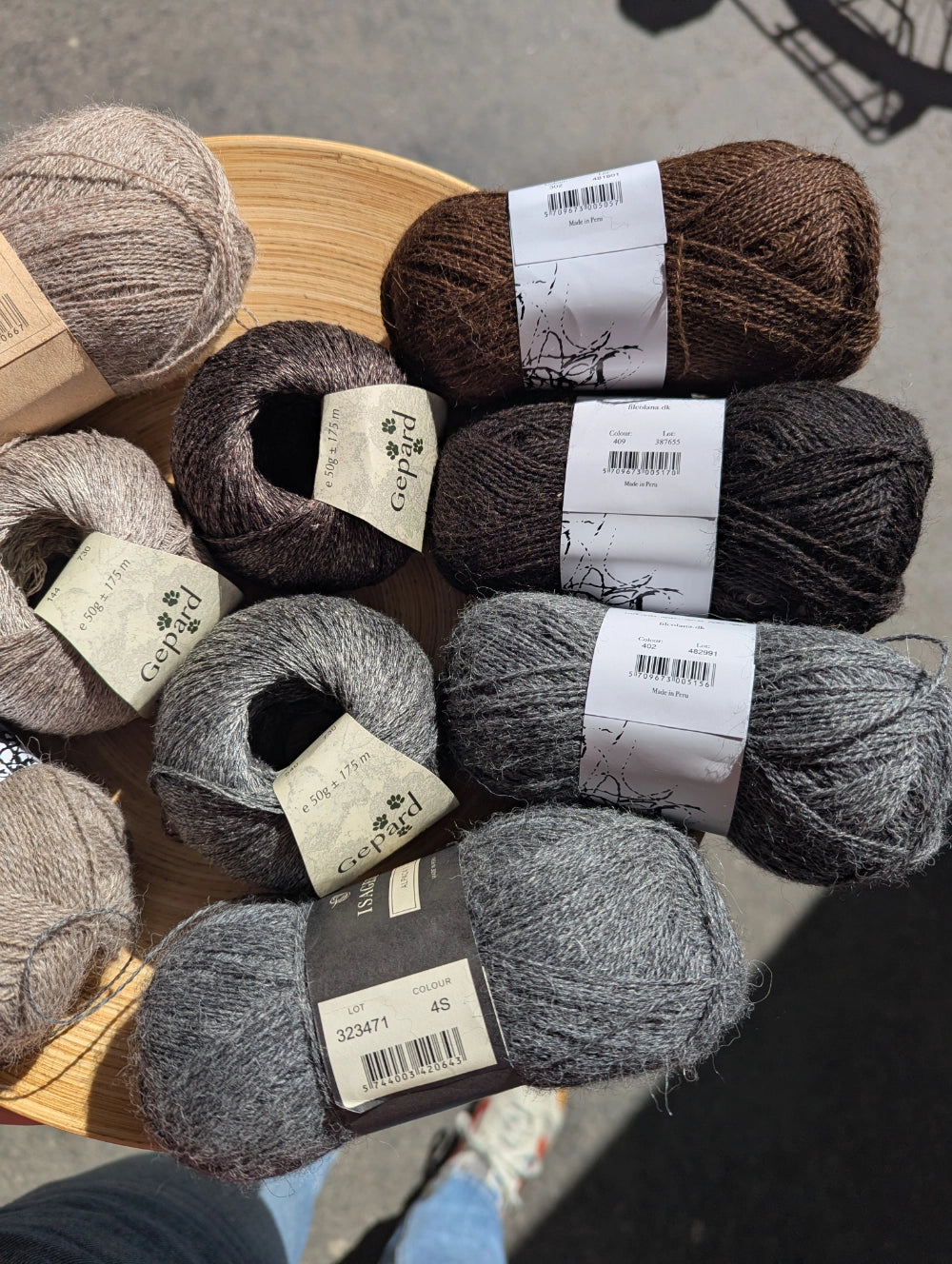Strickpaket Busan Tee von Aegyoknit aus Hør Silke von Gepard + Beilaufgarn [Budgetversion]