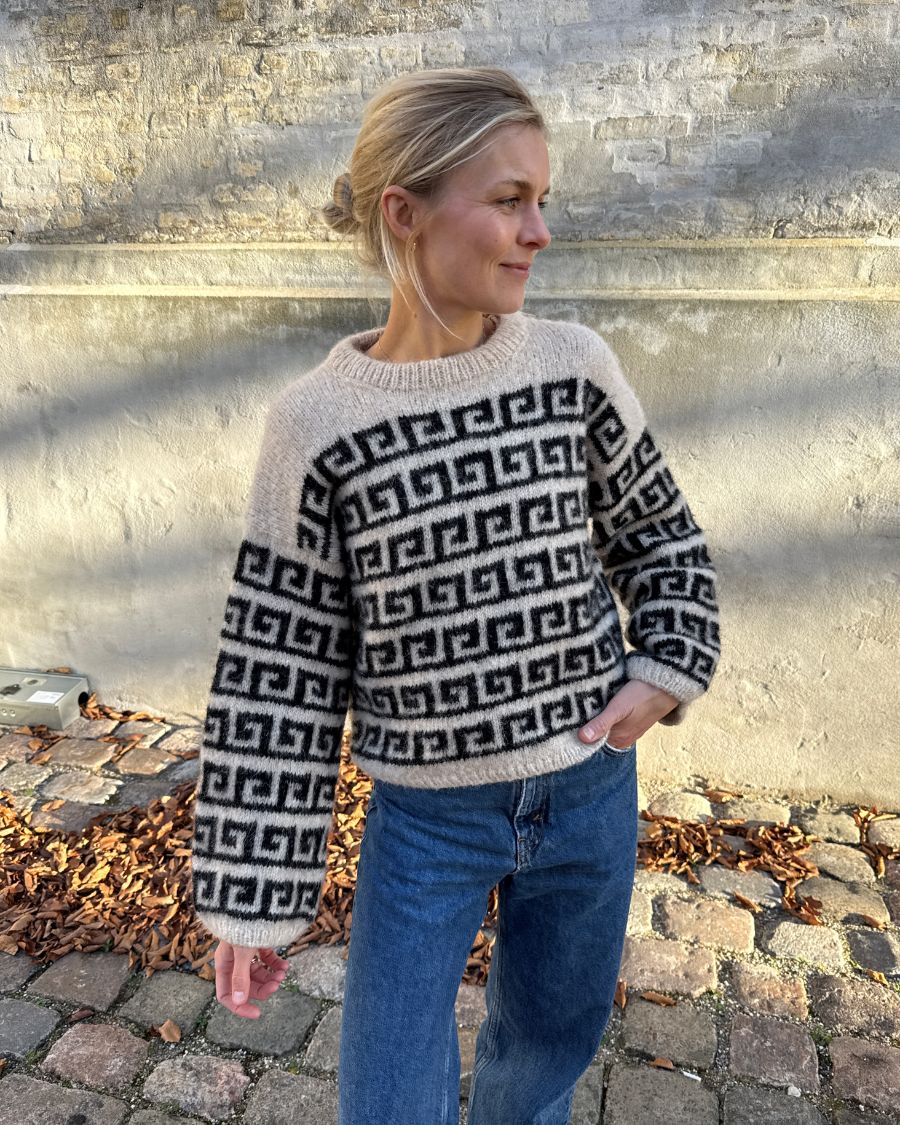 Strickset Athene Sweater von Petite Knit aus dem Originalgarn von Isager (opt. mit Anleitung)