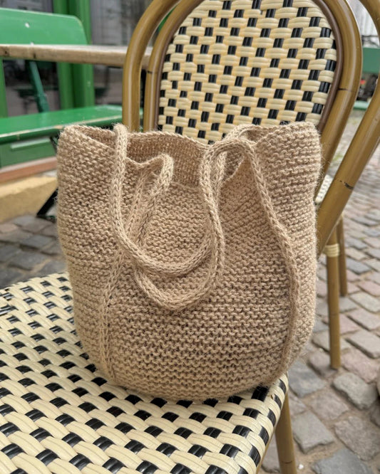 Strickpaket Julie Bag von PetiteKnit aus Natural Bag von Laines du Nord