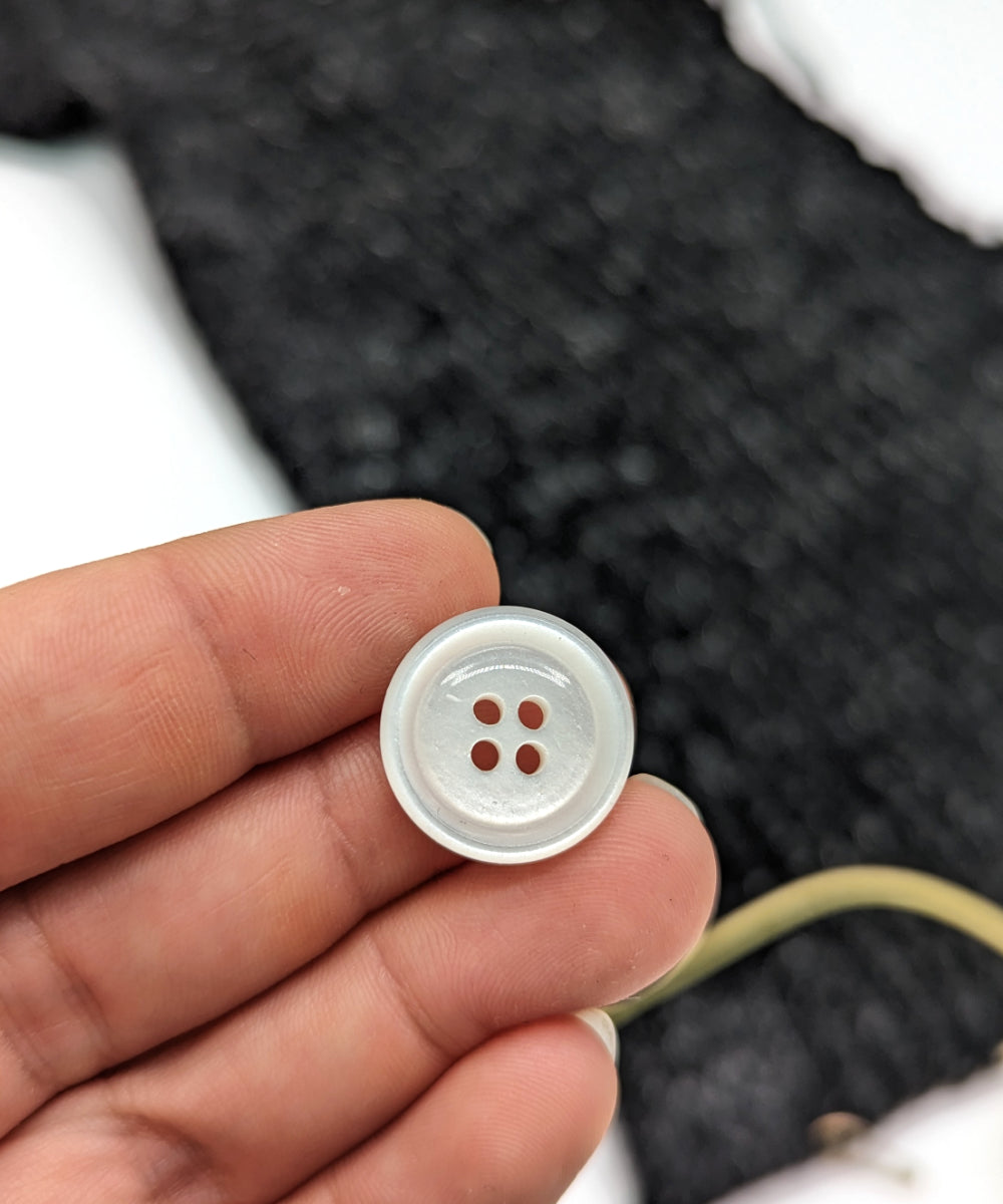 Knopf weiß in ⌀18mm und ⌀23mm